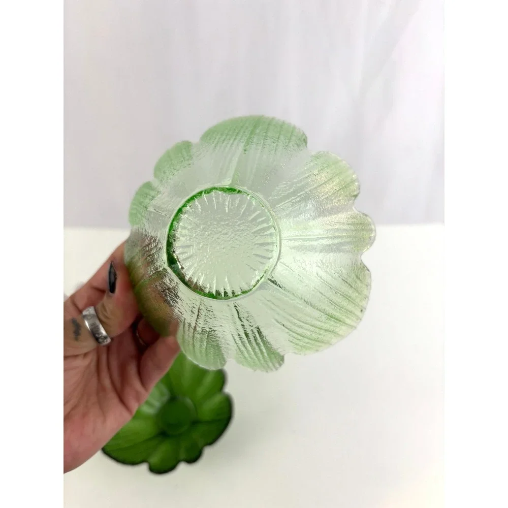 Vtg Pressed Glass Scalloped‎ Dessert Bowls Set of 3 Green Amethyst Ribbed Petal